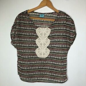 H.I.P Floral Made In USA Polyester Top Size Small‎